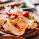 Hoe je reuzel op Oekraïense wijze in een potje kunt