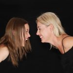 Waarom sommige ouders niet kunnen stoppen met het helpen van